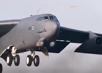 8 Kru Maut Dalam Nahas Pesawat Pengebom B-52 Amerika Syarikat