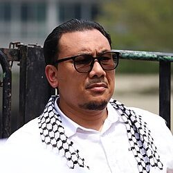 Pemuda PAS Desak Anwar Letak Jawatan, Pengerusi KWAP Direhatkan