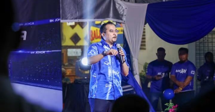 Pemimpin PH ‘Tersentap Meroyan’ Penyokong PAS Sokong UMNO-BN – Asyraf Wajdi