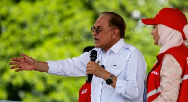PM Anwar Dakwa Mahu Dijatuhkan Kerana Lawan Rasuah