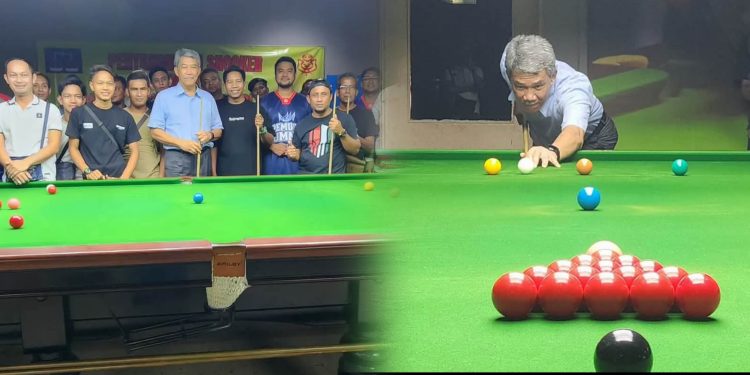 Tok Mat Tunjuk Skill Main Snooker, Netizen Puji ‘Nampak Pro’