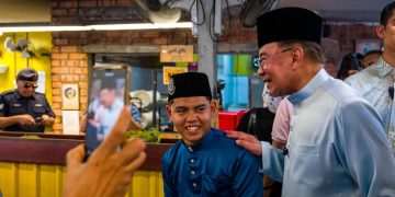 Sejak Bila Kita Kena Beri Kepada Ahli Parlimen? – PMX Anwar