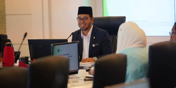 Menteri Agama Kata Beliau Ada PhD Dalam Kewangan Islam