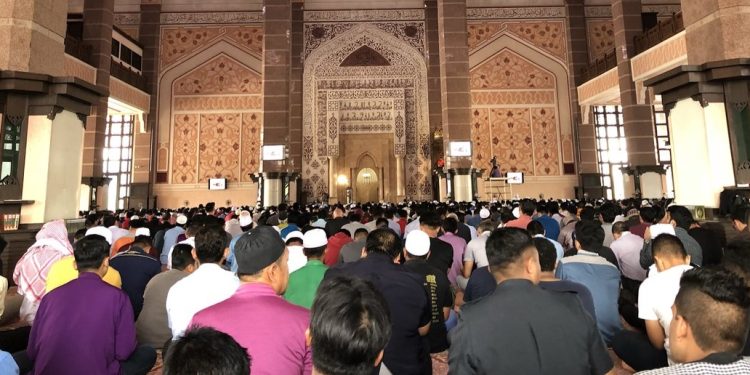 Khutbah Jumaat Sentuh Isu Penyelewengan Tabung Haji