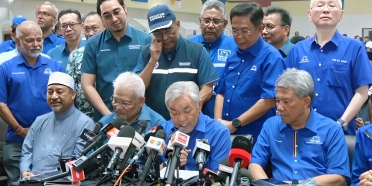 Video Zahid Mahu Teruskan Persefahaman BN-PN Di Melaka Kembali Tular