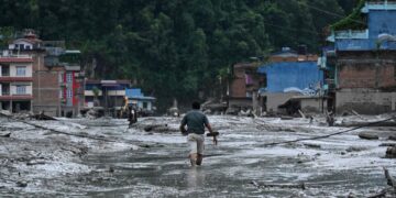 PMX Anwar Arah Kedutaan Guna Segala Sumber Bantu Rakyat Malaysia Terjejas Banjir Nepal-China