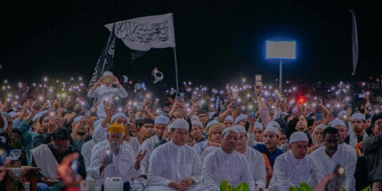 Lebih 15,000 Umat Islam Hadir Malam Melaka Berselawat