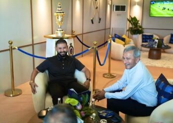 Tunku Mahkota Ismail Terima Menghadap Menteri Hal Ehwal Luar Negara Singapura