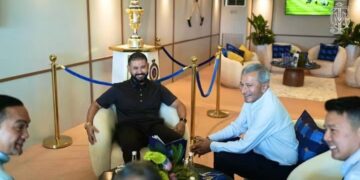 Tunku Mahkota Ismail Terima Menghadap Menteri Hal Ehwal Luar Negara Singapura