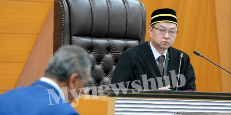 Jimmy Puah Pengerusikan Kamar Khas Parlimen