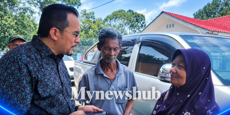 Kerja Kilang Demi Kumpul Wang Ke Universiti