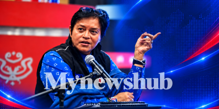 Perdana Menteri Bukan Pendakwa Raya – Azalina