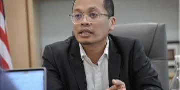 Nik Nazmi Sahkan Ditahan JAIS, Mohon Maaf Kepada Isteri Dan Keluarga